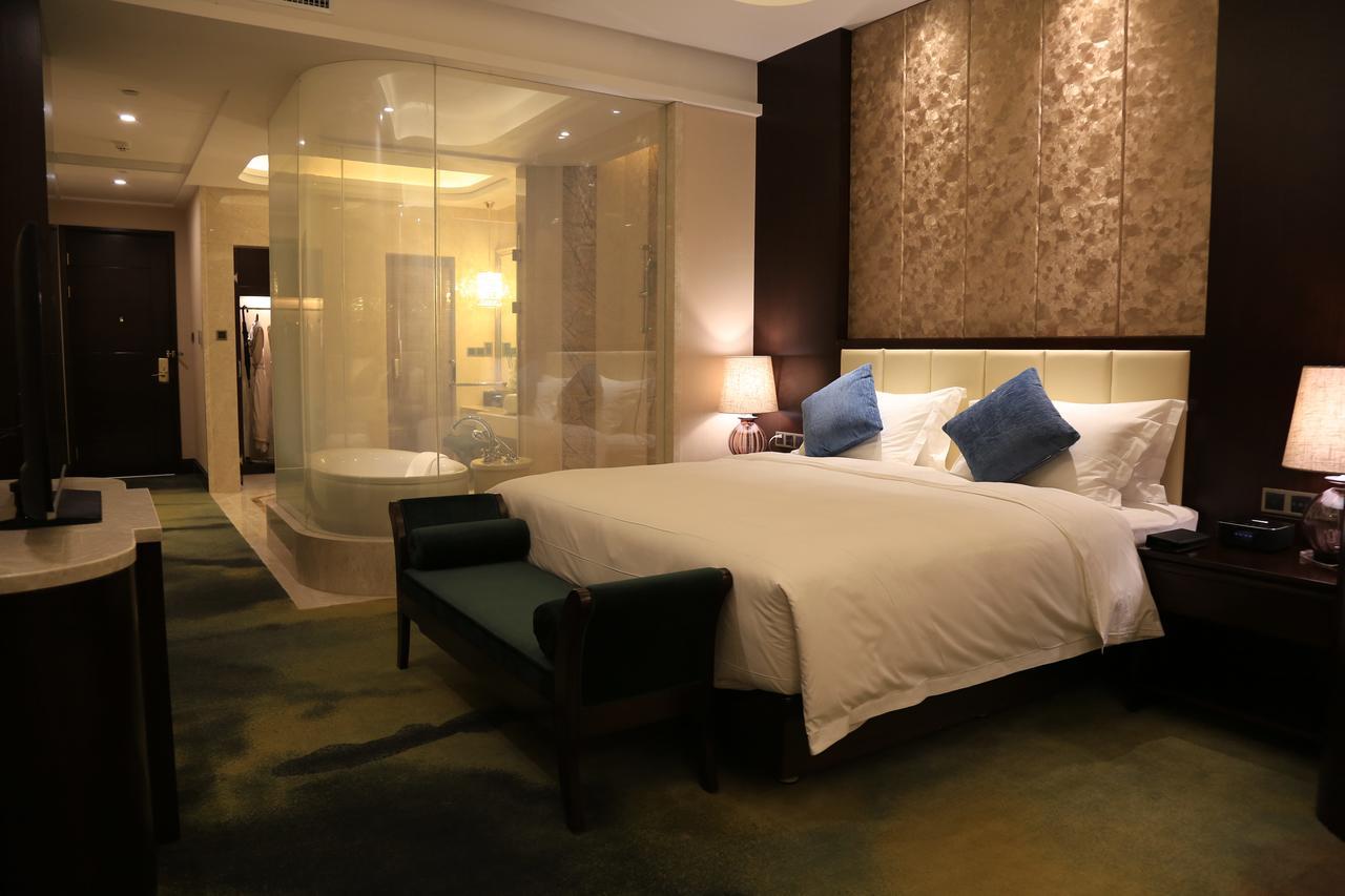 Hotel The Huiting Collection Wuhan Zewnętrze zdjęcie