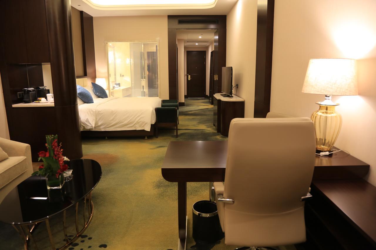 Hotel The Huiting Collection Wuhan Zewnętrze zdjęcie